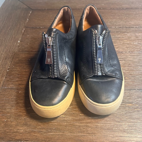Frye Lena Leather zip sneakers size 7.5 - Picture 3 of 9